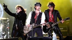 The Hollywood Vampires keren in 2023 terug naar de Europese festivals